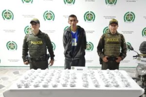 Lee más sobre el artículo ¡Estaba cargado! Lo sorprendieron con gran cantidad de bazuco en el sur de Ibagué