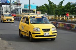 Lee más sobre el artículo ¡Pilas! Definieron el incremento de tarifas para el servicio de taxis en Ibagué