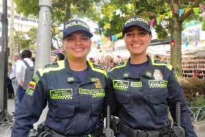Lee más sobre el artículo Ángela cumplió su sueño de ser Policía gracias a la Alcaldía de Ibagué