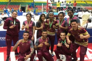 Lee más sobre el artículo Cierre dorado para el boxeo del Tolima en campeonato clasificatorio a Juegos Nacionales