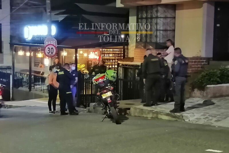 En este momento estás viendo Delincuentes ingresaron a un restaurante de Ibagué y hurtaron a ocho clientes