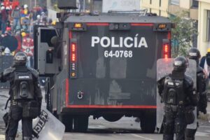 Lee más sobre el artículo Procuraduría formuló cargos a patrullero del ESMAD por presunto uso desproporcionado de la fuerza￼