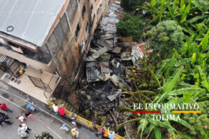 Lee más sobre el artículo Incendio consumió tres casas de madera en Ibagué