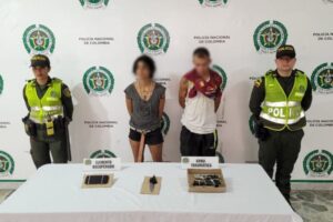 Lee más sobre el artículo ¡Tremendas joyas! Los capturaron por hurtar al interior de una buseta en Ibagué