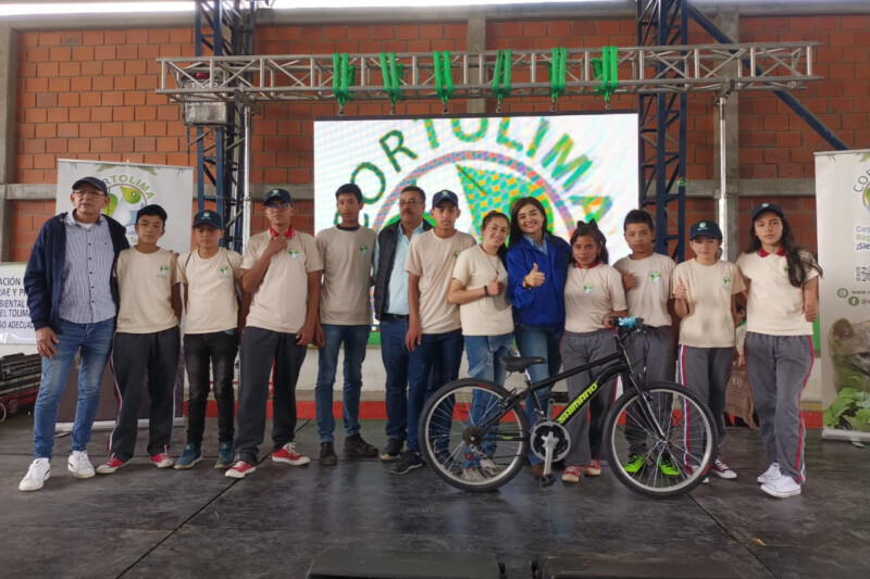 Lee más sobre el artículo Joven de Roncesvalles fue premiada por cuento que escribió sobre el río Cucuana