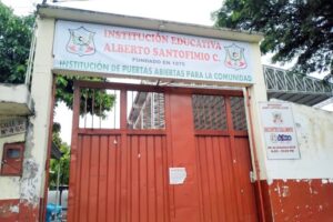 Lee más sobre el artículo Intoxicación masiva en la I.E. Alberto Santofimio de Ibagué