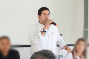 Lee más sobre el artículo Procuraduría inhabilitó y destituyó por 12 a Evelio Girón, exalcalde de Cunday