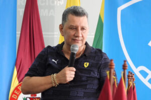 Lee más sobre el artículo Molestia por ausencia del gobernador del Tolima durante la amenaza del Volcán Nevado del Ruiz
