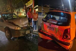 Lee más sobre el artículo Choque entre dos vehículos dejó una persona lesionada en Ibagué
