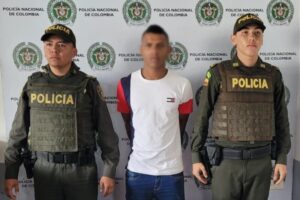 Lee más sobre el artículo Capturado por hurtarle el celular a un taxista en Ibagué
