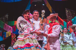 Lee más sobre el artículo Niños de la Colonia Tolimense ganaron el Concurso Departamental de Danza ‘Inés Rojas Luna’