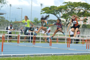 Lee más sobre el artículo Ibagué cumplió con el Festival Nacional Pista y Campo de atletismo