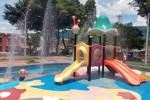 Lee más sobre el artículo ¿Con calor? No lo piense más, disfrute del parque infantil acuático de Belén