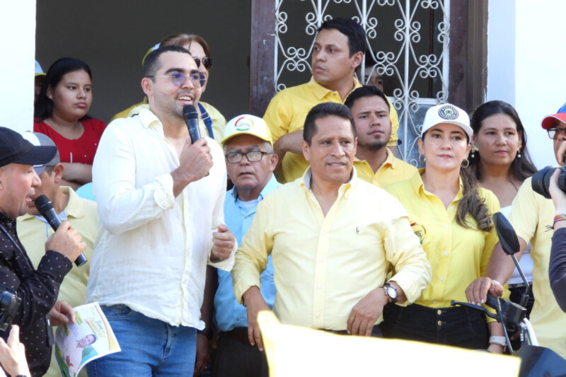 Lee más sobre el artículo Santiago Barreto respalda a Hélvert González Mora en Chaparral