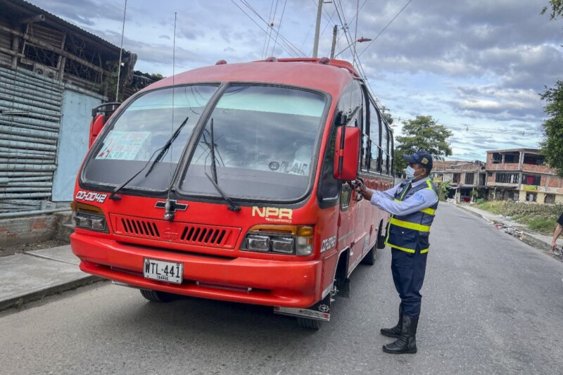 En este momento estás viendo Autoridades le ‘ponen la lupa’ a las rutas de transporte público de Ibagué