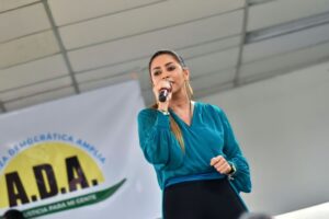 Lee más sobre el artículo Partido ADA entregó coaval a Adriana Magali Matiz para la Gobernación del Tolima