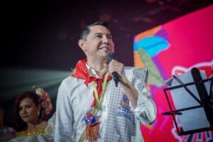 Lee más sobre el artículo “De la falta de cultura de las personas no hagan responsable al alcalde”: Andrés Hurtado