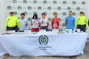 Lee más sobre el artículo Cayeron ‘jíbaros’ que comercializaban estupefacientes en las comunas 11 y 12 de Ibagué