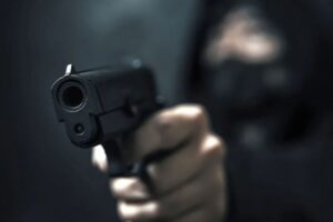 Lee más sobre el artículo Delincuentes encapuchados hurtaron al interior de una casa quinta en zona rural de Ibagué