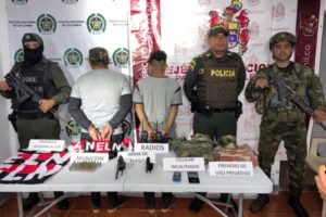 Lee más sobre el artículo Capturaron a dos hombres que extorsionaban a nombre del ELN en el Tolima