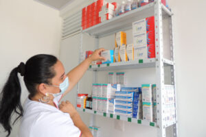 Lee más sobre el artículo Ya está disponible el servicio de farmacia en la USI de Picaleña