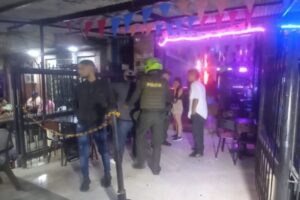 Lee más sobre el artículo Inició estrategia ‘Ibagué Nocturna Segura’ para combatir delincuencia y riñas en horas de rumba