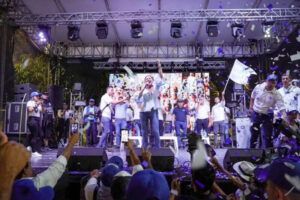 Lee más sobre el artículo Inmenso acompañamiento a Adriana Magali Matiz en Melgar
