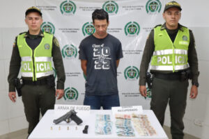Lee más sobre el artículo Capturado individuo que atracaba a conductores de busetas en Ibagué
