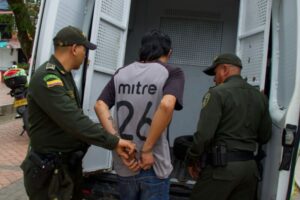 Lee más sobre el artículo Autoridades capturaron al hombre que mató a un perro a golpes en Ibagué