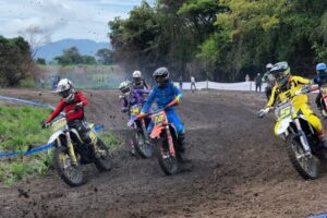 Lee más sobre el artículo Con éxito culminó la tercera valida de motocross en Ibagué