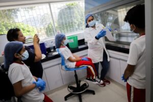 Lee más sobre el artículo Colegio Paideia School irá a Perú con proyecto de investigación apoyado por el IBAL