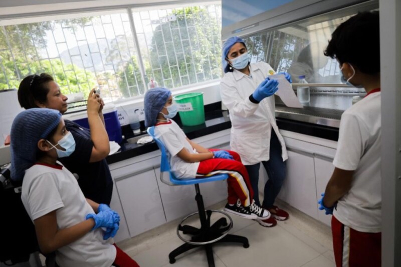 Lee más sobre el artículo Colegio Paideia School irá a Perú con proyecto de investigación apoyado por el IBAL