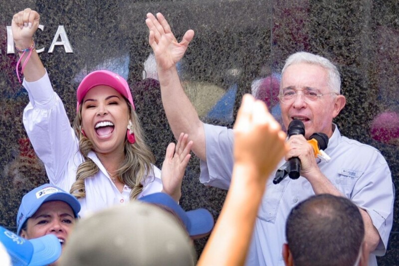 Lee más sobre el artículo Álvaro Uribe estará en el cierre de campaña de Johana Aranda en Ibagué