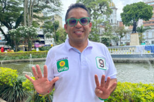 Lee más sobre el artículo El enfermero oncólogo que ha salvado cientos de vidas y quiere seguir aportando en el Concejo de Ibagué