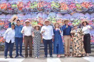 Lee más sobre el artículo Gobernación del Tolima entregó trajes típicos a organizaciones culturales del departamento