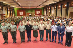 Lee más sobre el artículo Gobernador del Tolima exaltó a miembros de la Fuerza Pública
