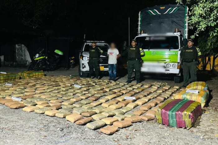 Lee más sobre el artículo Cayó millonario cargamento de marihuana en un eje vial del Tolima