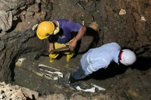 Lee más sobre el artículo IBAL reparó la línea de distribución de agua en la comuna Nueve