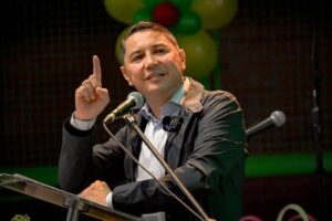Lee más sobre el artículo “Me gustaría ser gobernador del Tolima”: Andrés Fabián Hurtado