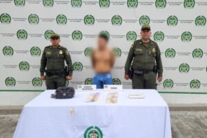 Lee más sobre el artículo ¡Qué joyita! Lo capturaron por robarle el bolso a una mujer en Ibagué