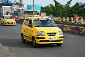 Lee más sobre el artículo Hoy se define el aumento de la tarifa de taxis en Ibagué