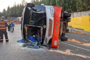 Lee más sobre el artículo Accidente de tránsito cobró la vida de dos personas en la vía La Línea