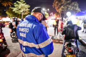 Lee más sobre el artículo Destituyeron e inhabilitaron a un agente de tránsito en Ibagué