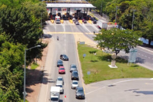 Lee más sobre el artículo Policías de inteligencia fueron víctimas de la delincuencia en la vía Ibagué – Espinal