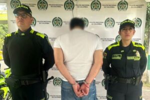 Lee más sobre el artículo Capturaron a un sujeto que estaba agrediendo físicamente a su pareja sentimental en Ibagué