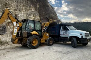 Lee más sobre el artículo Gobernación del Tolima dispone de un kit de maquinaria para mejorar las vías de Ibagué