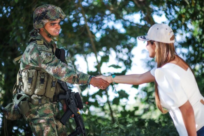 Lee más sobre el artículo Más control, operaciones y patrullajes: la instrucción de la gobernadora del Tolima