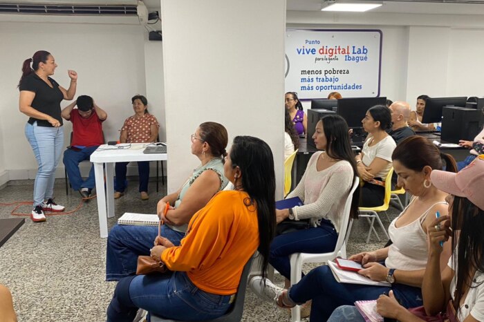 Lee más sobre el artículo Desarrolle sus habilidades digitales con los cursos gratuitos de la Alcaldía de Ibagué