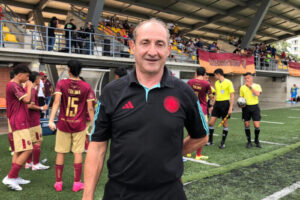 Lee más sobre el artículo Técnico de la Selección Colombia Sub 15 de Fútbol buscó nuevos talentos en Ibagué