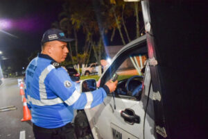 Lee más sobre el artículo Conductor deberá pagar millonaria multa por negarse a prueba de alcoholemia en Ibagué